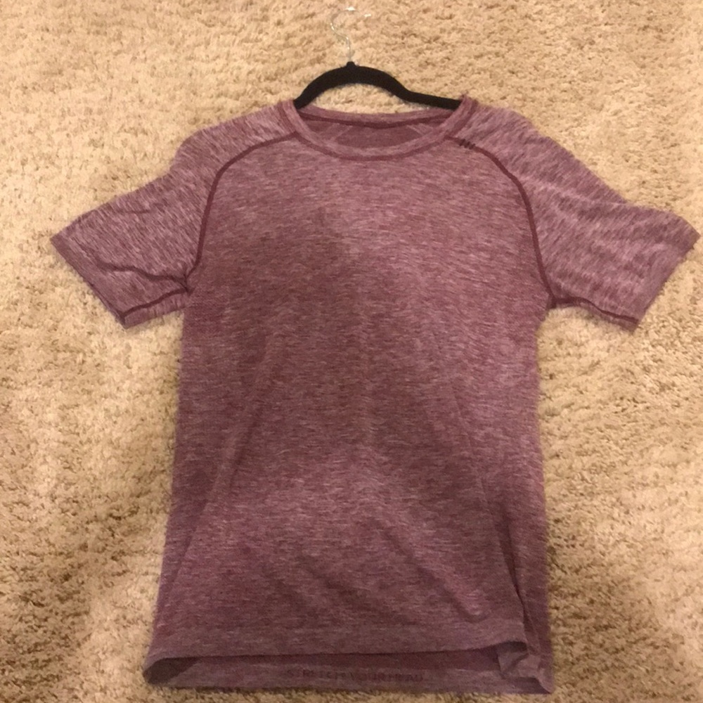 lululemon athletica t-shirt
